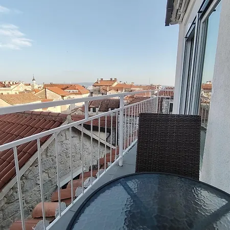 Old Varos Amazing View Apartment